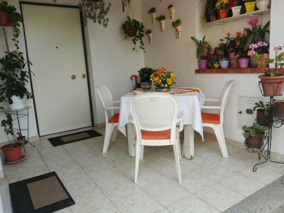 By The Sea In Scario Apartment Екстериор снимка